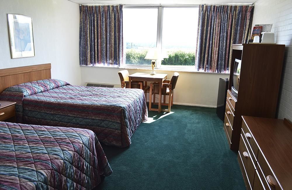Huntingdon Motor Inn Экстерьер фото