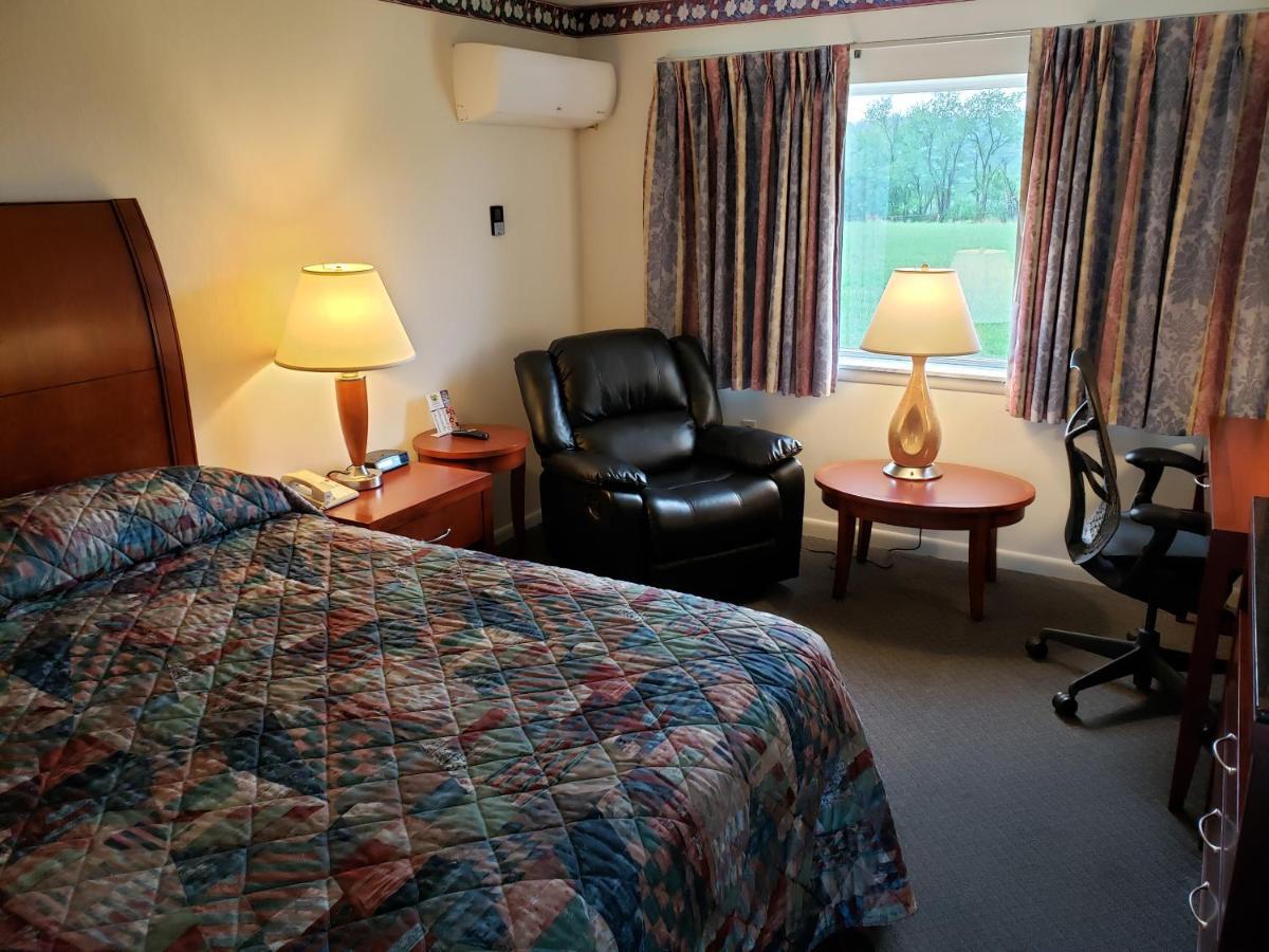 Huntingdon Motor Inn Экстерьер фото